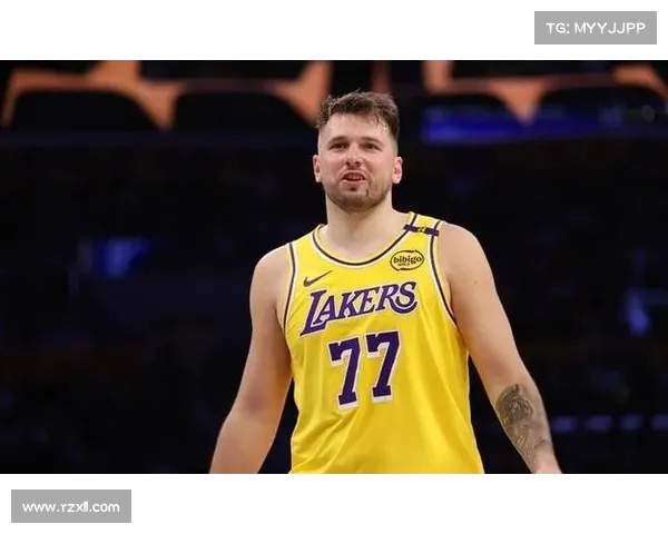 福克斯称东契奇与追梦是联盟最会抱怨的 追梦锁喉后装无辜